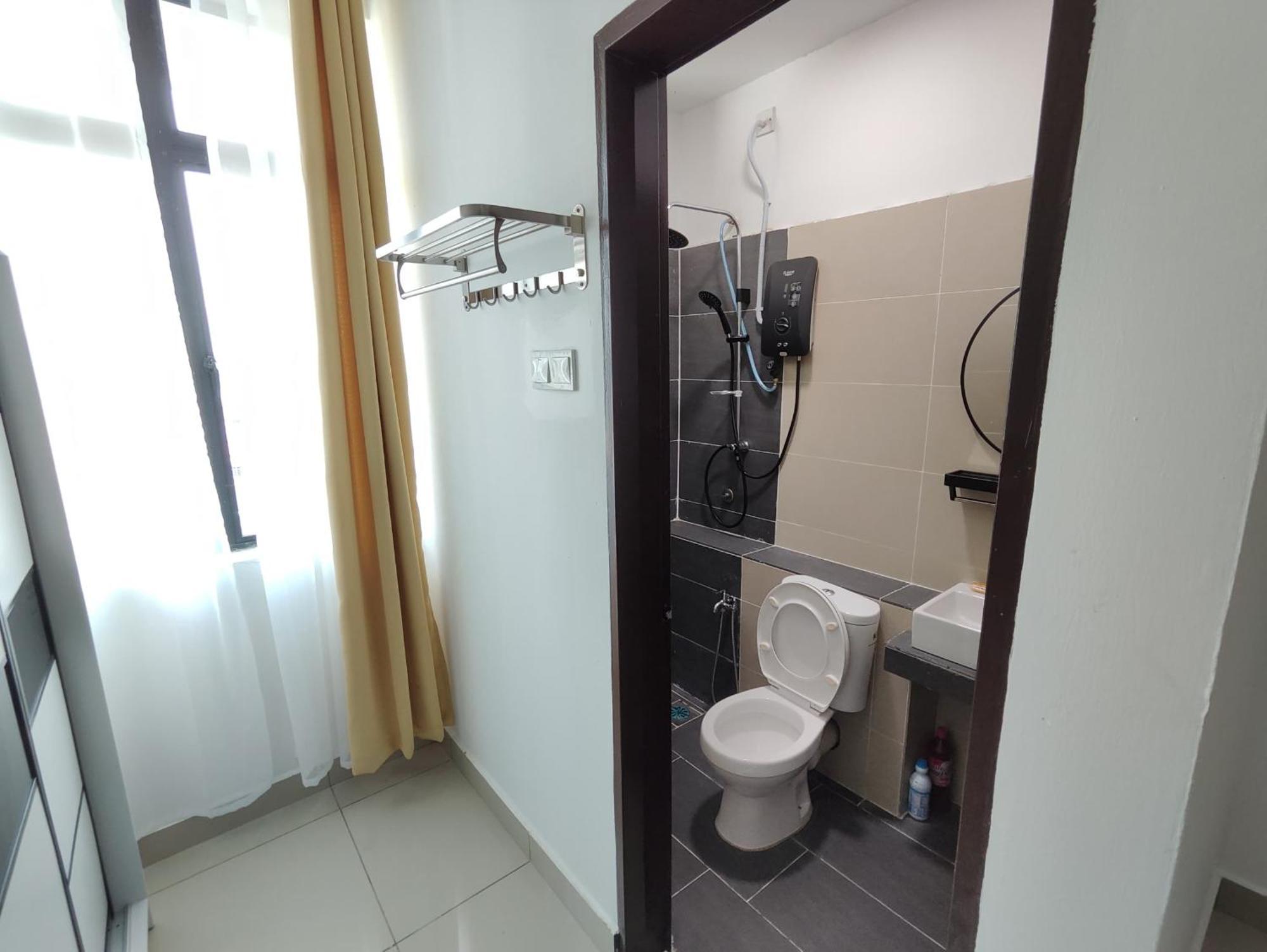 Homestay Studio Apartment Bentara Suite, Kompleks Mutiara Гуа Мусанг Екстериор снимка