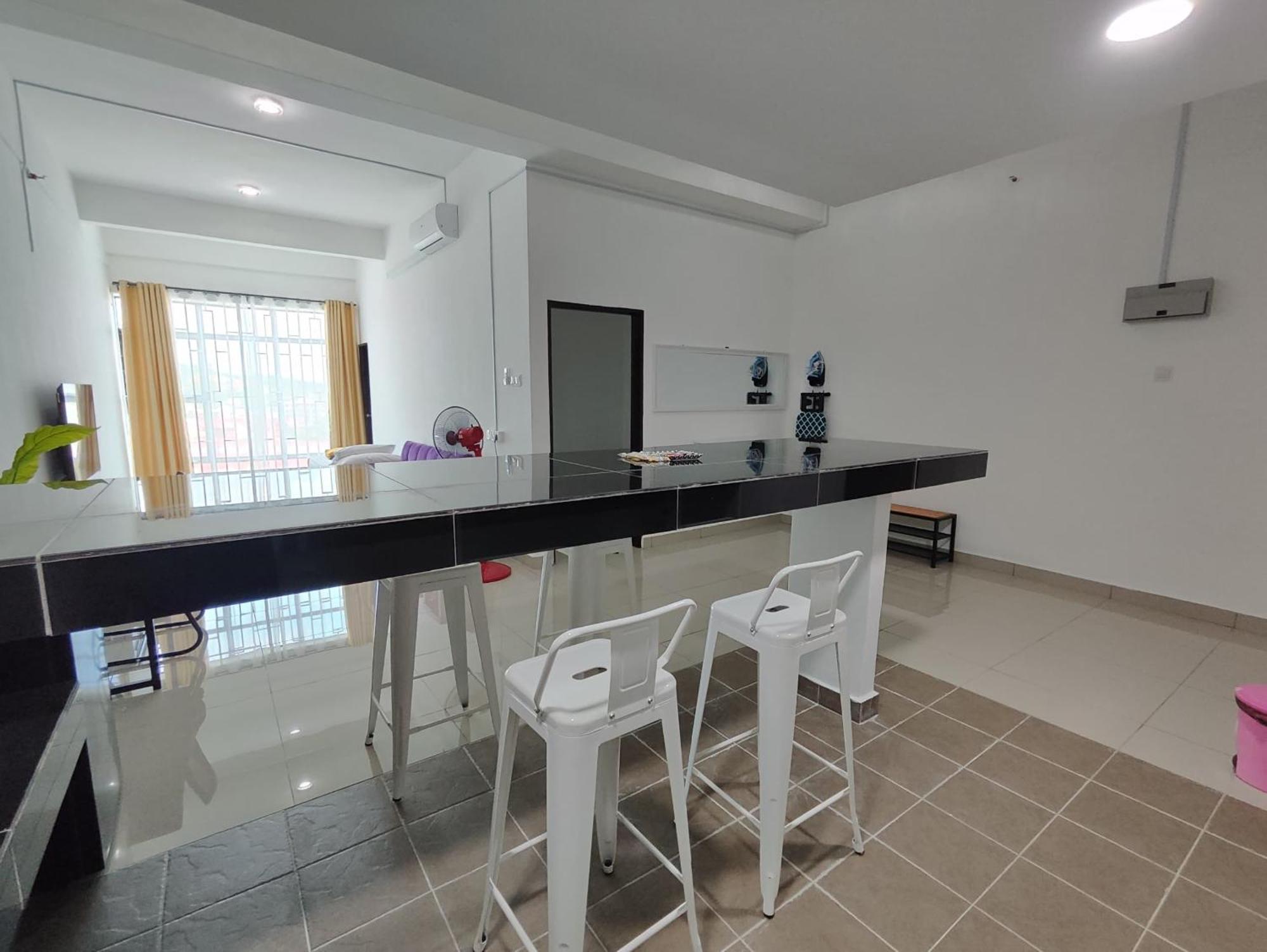 Homestay Studio Apartment Bentara Suite, Kompleks Mutiara Гуа Мусанг Екстериор снимка