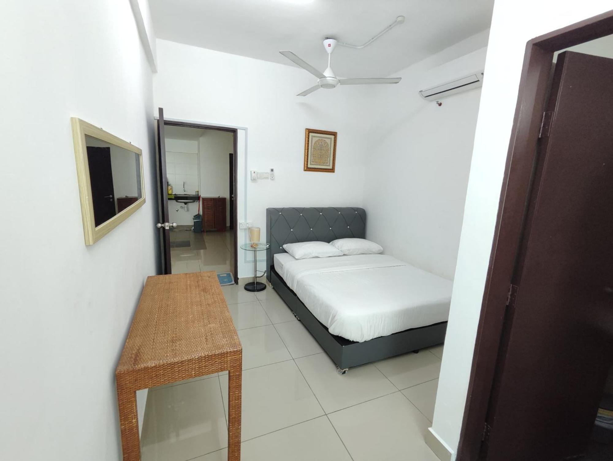 Homestay Studio Apartment Bentara Suite, Kompleks Mutiara Гуа Мусанг Екстериор снимка