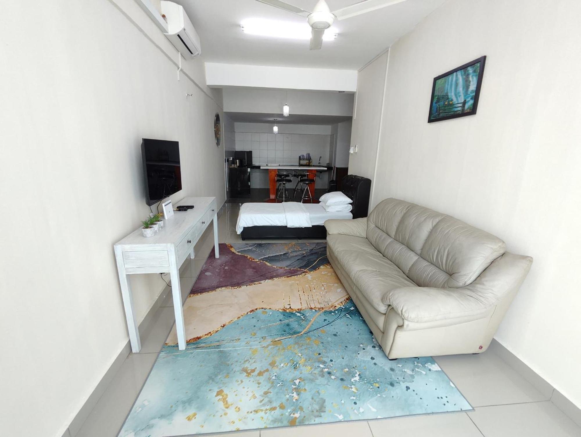 Homestay Studio Apartment Bentara Suite, Kompleks Mutiara Гуа Мусанг Екстериор снимка